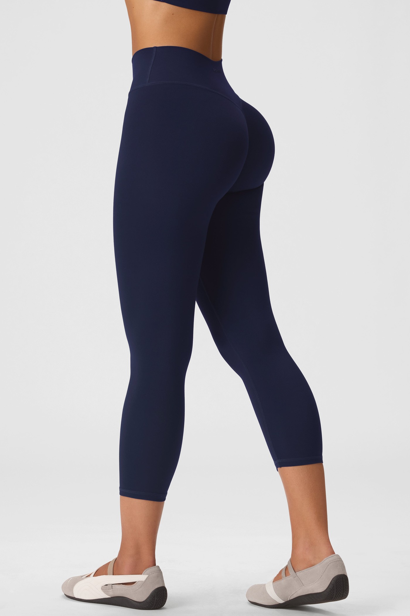 Soft Active 7/8 Leggings in Midnight Navy